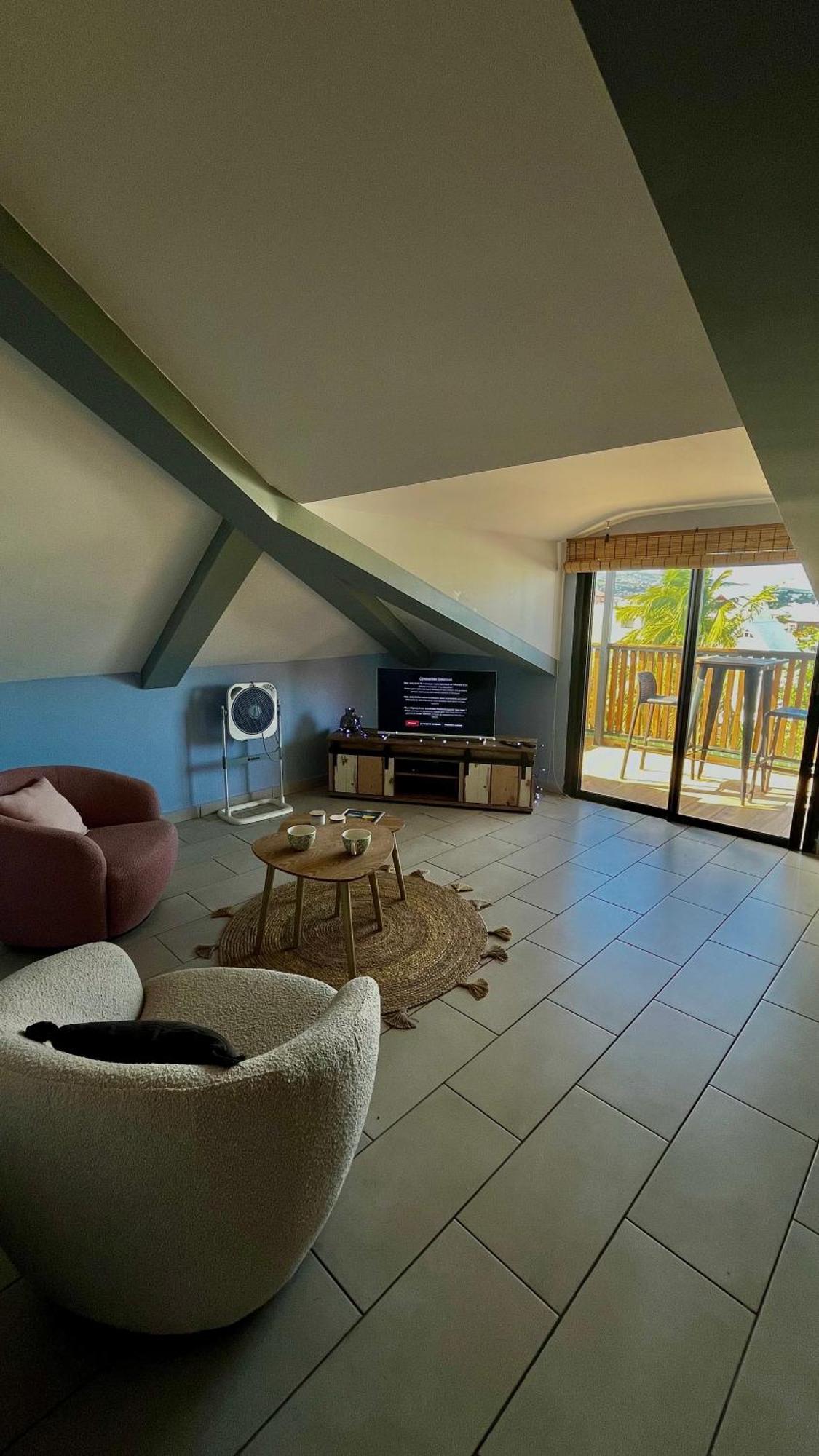Tropical Suite - T2 Flamboyant - Saint-Pierre - 5Min De La Plage ภายนอก รูปภาพ